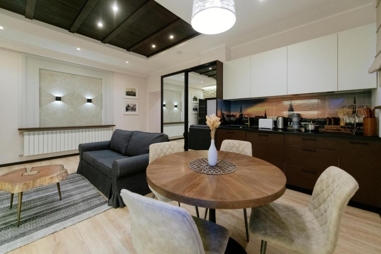 Riga Premium Apartments - Ground Floor With Separate Entrance Eksteriør billede